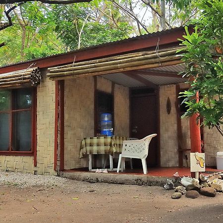 Dolphin Bay Divers Retreat Hotel Vatolotolo Ngoại thất bức ảnh