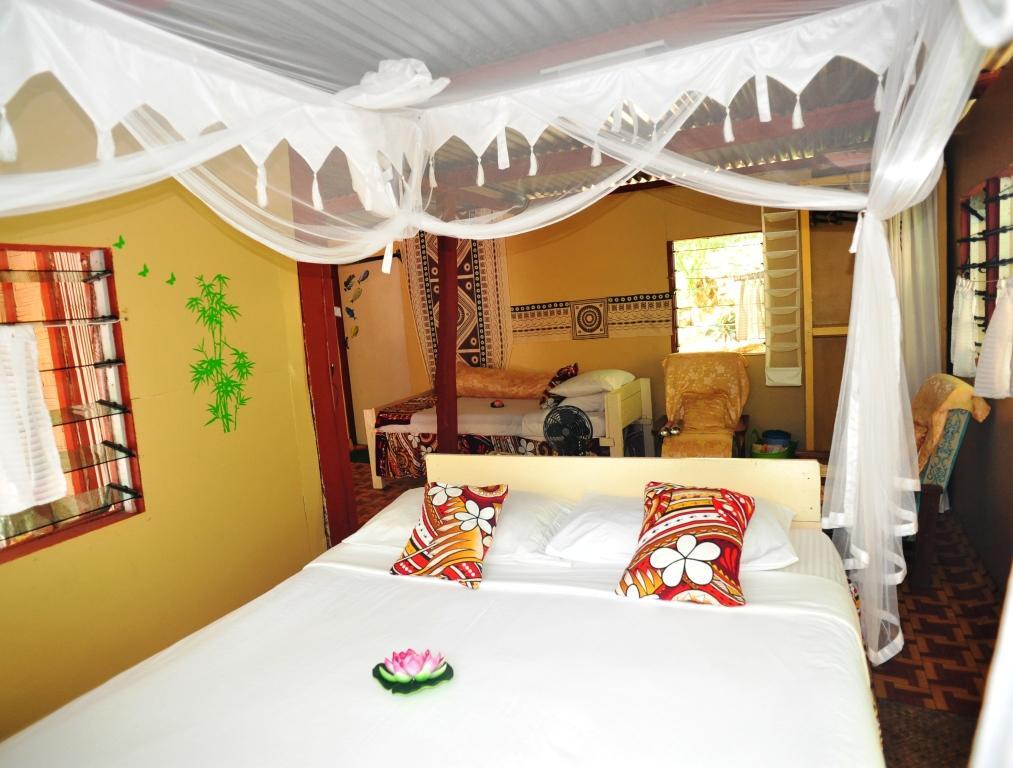 Dolphin Bay Divers Retreat Hotel Vatolotolo Ngoại thất bức ảnh